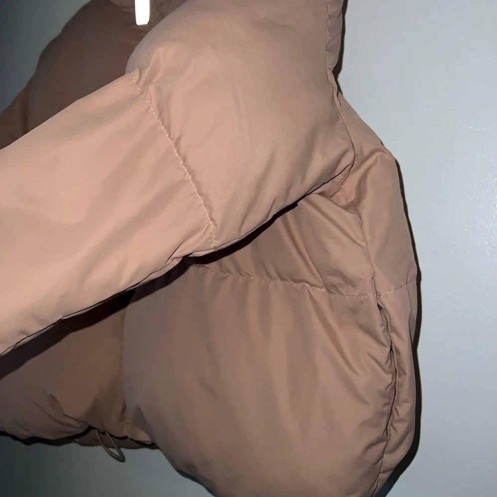 Fabletics Wander Cropped Puffer In Desert - Picture 5 of 8